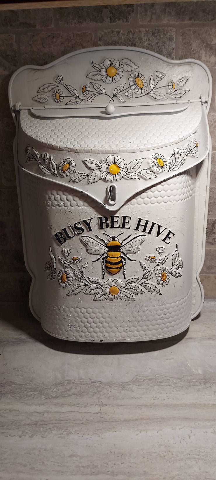 Metal Mail Box (Busy Bee Hive)